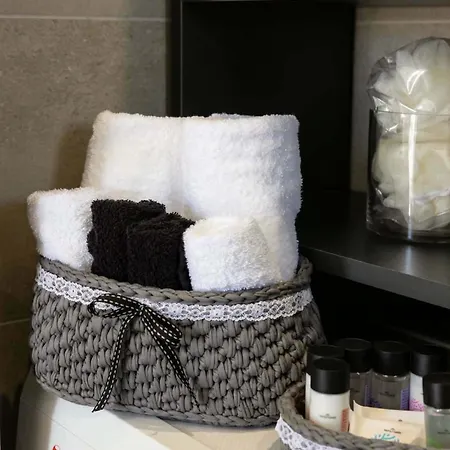 Mirsini's Apartman *